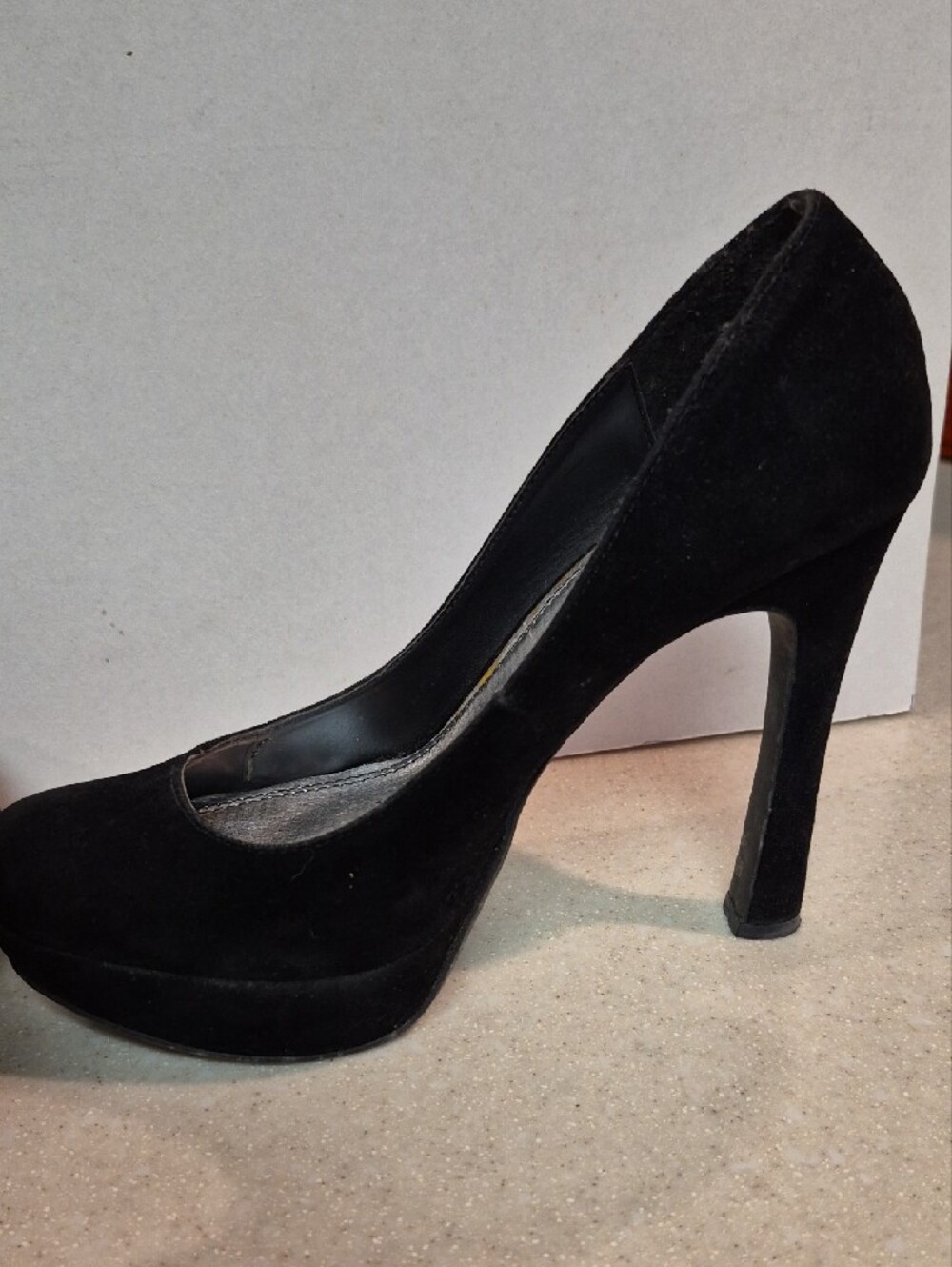 Rouge Helium Black Suede Platform Pumps Size 8 - Picture 4 of 11